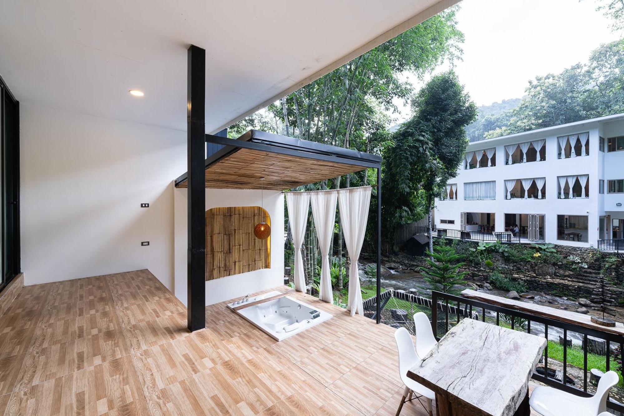 Inthada At Mae Kampong Hotel Chiang Mai Exterior photo