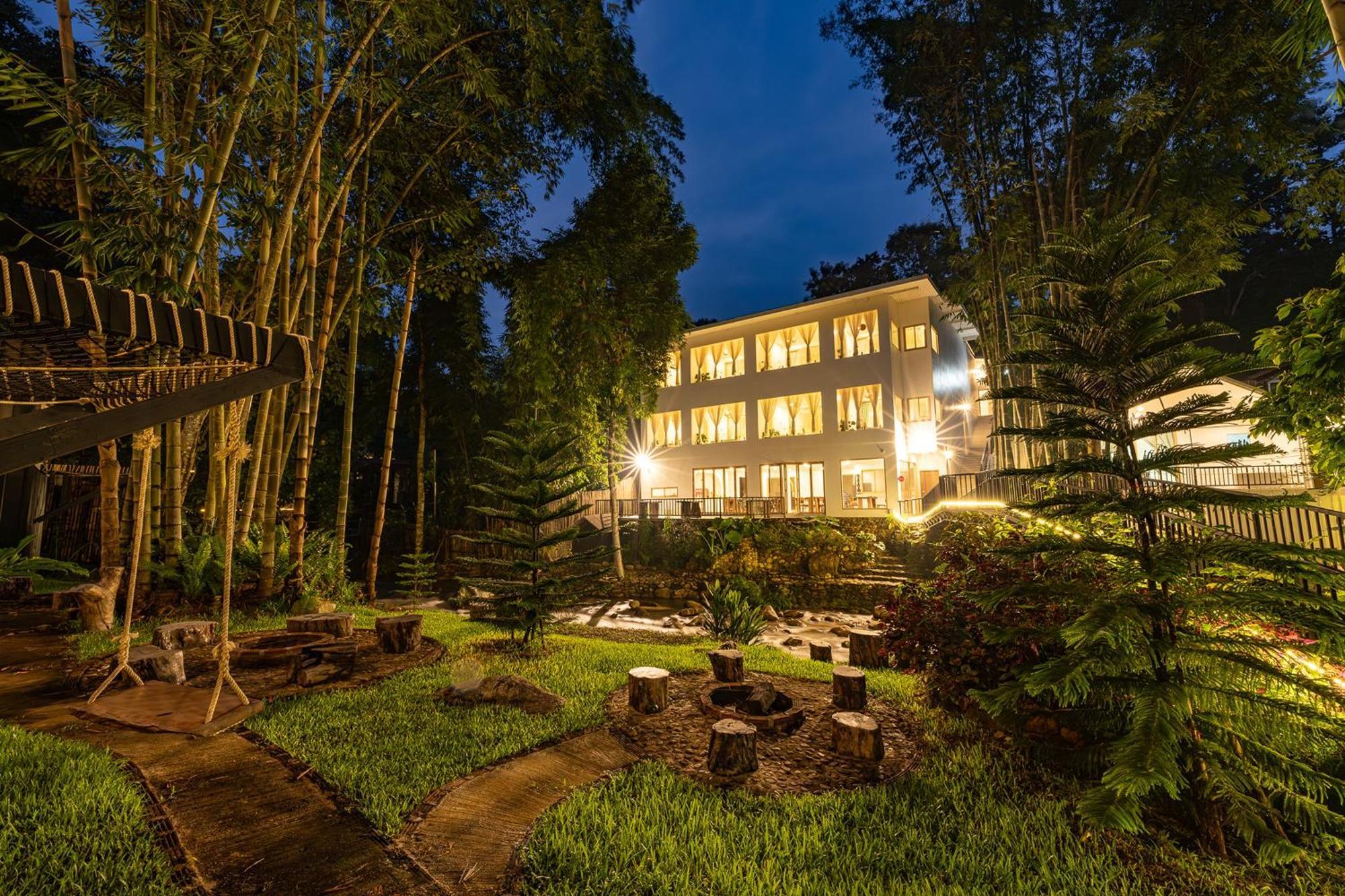 Inthada At Mae Kampong Hotel Chiang Mai Exterior photo